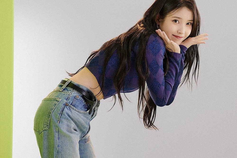 hoalusi's tweet photo. 아이유(IU)
Fascinated with her beauty and personality
IG:ᴋɪᴍ ᴋʏᴜɴɢʜᴏ https://t.co/8bPHjcnJgC