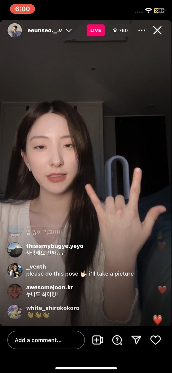 grayeunseo's tweet photo. 😍😍🤟🏻🤟🏻 https://t.co/6VUlSdnvfM