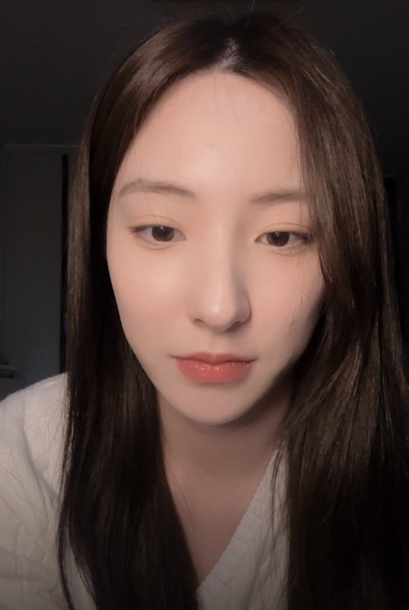 527v_v's tweet photo. 오늘 너무 예쁘다💙💙💙💙💙💙💙💙 https://t.co/406Htd9b3i