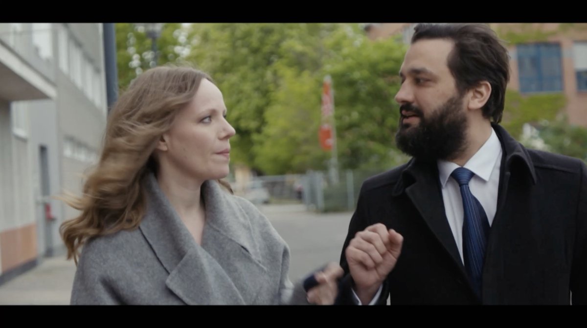 Meine erste Sprechrolle – 3 Sekunden für die Ewigkeit! ✨ Schaut euch jetzt die neue Folge BOSETTI LATE NIGHT an, in der Sarah Bosetti „Genderpflicht für Markus Söder“ fordert: zdf.de/3sat/bosetti-l…