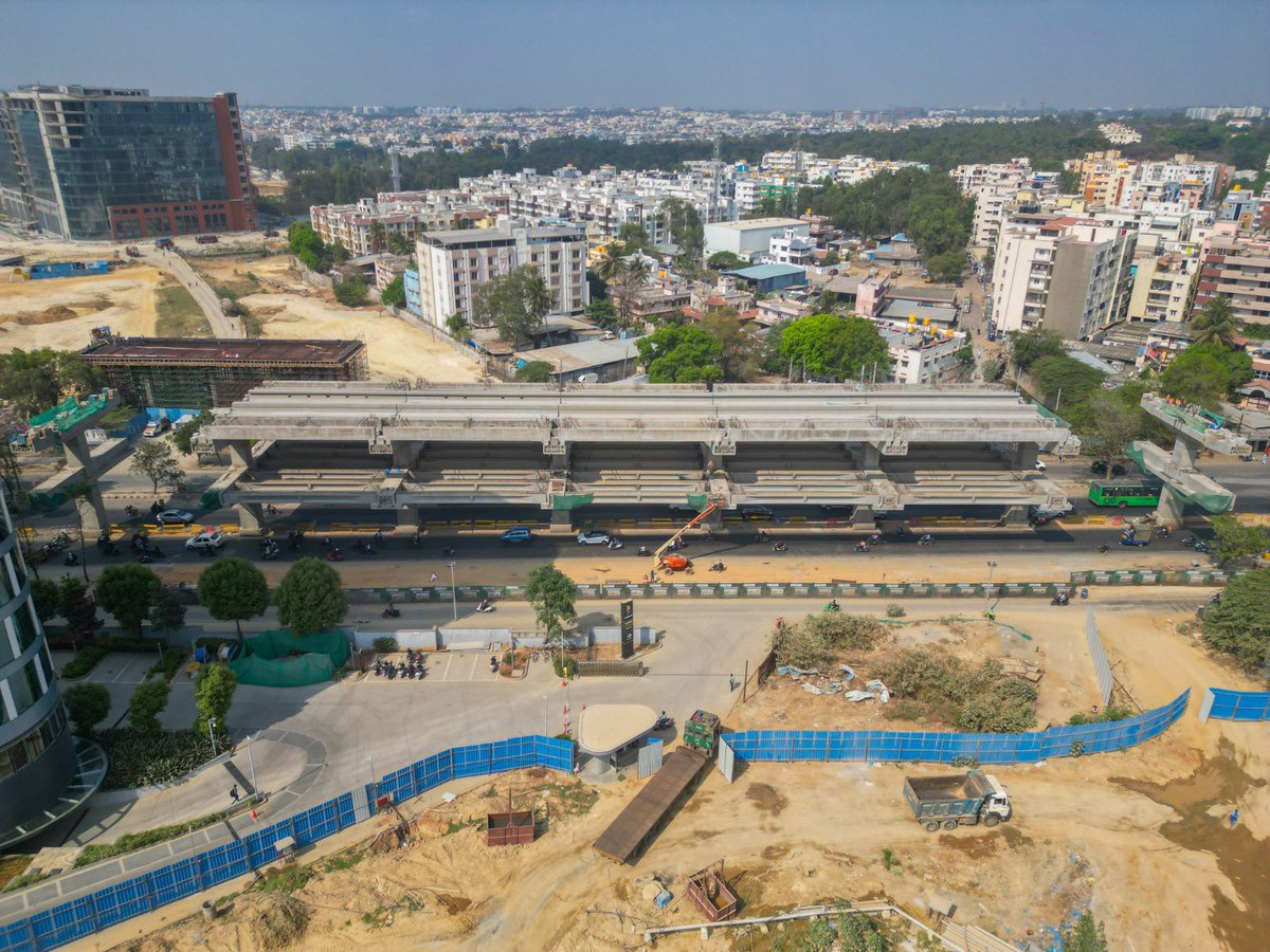 📍DRDO Metro Station 🚉 , ORR
#BlueLine #NammaMetro