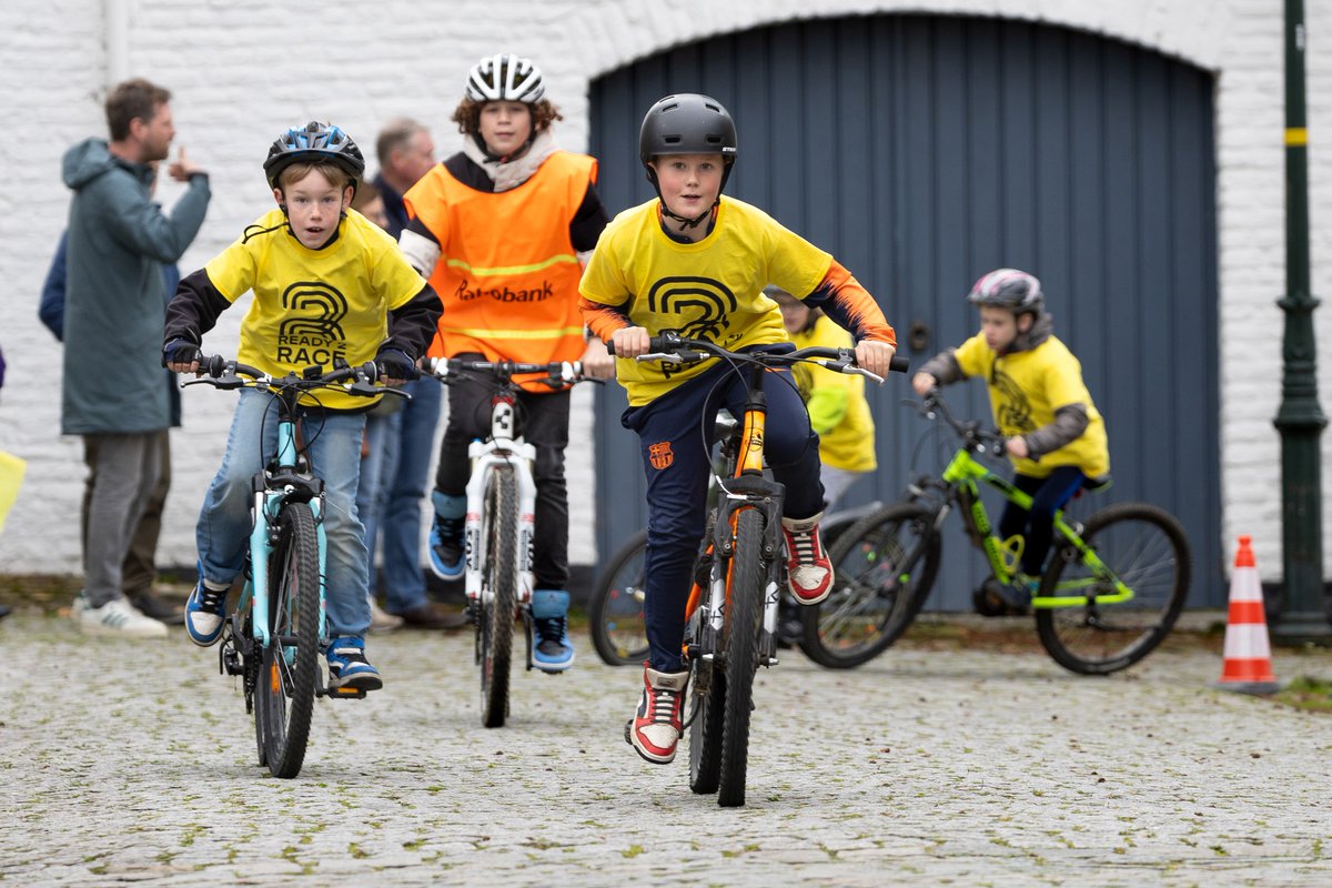BrabantSport (@brabantsportnl) on Twitter photo Ook in 2024 zijn we verbonden aan het Ready2Race-programma van <a href="/vismaleaseabike/">Team Visma | Lease a Bike</a>. We hopen net als in 2023 ruim 3000 kinderen in Brabant de wielersport te laten ontdekken ๐คฉ
Meer weten? ๐ brabantsport.nl/nieuws/zuiden-โฆ
๐ <a href="/LimburgCycling/">Limburg Cycling ๐ด๐ปโโ๏ธ๐ด๐ผโโ๏ธ</a>, <a href="/SportZeeland/">SportZeeland</a>
#brabantsterkerdoorsport Ook in 2024 zijn we verbonden aan het Ready2Race-programma van <a href="/vismaleaseabike/">Team Visma | Lease a Bike</a>. We hopen net als in 2023 ruim 3000 kinderen in Brabant de wielersport te laten ontdekken ๐คฉ
Meer weten? ๐ brabantsport.nl/nieuws/zuiden-โฆ
๐ <a href="/LimburgCycling/">Limburg Cycling ๐ด๐ปโโ๏ธ๐ด๐ผโโ๏ธ</a>, <a href="/SportZeeland/">SportZeeland</a>
#brabantsterkerdoorsport