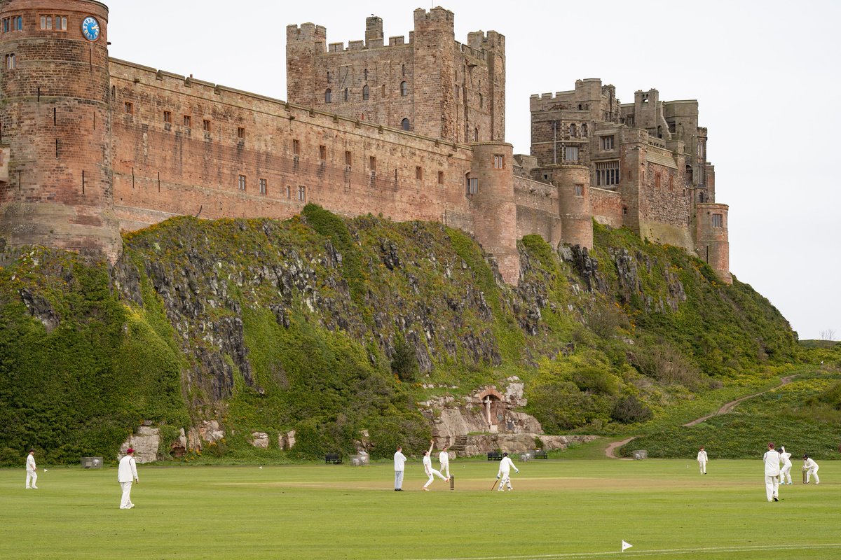 First opportunity to take a couple of shots of @BamburghCCC in action in front of the Magnificent Bamburgh Castle, win against @DuncombeParkCC on a damp cold Sunday