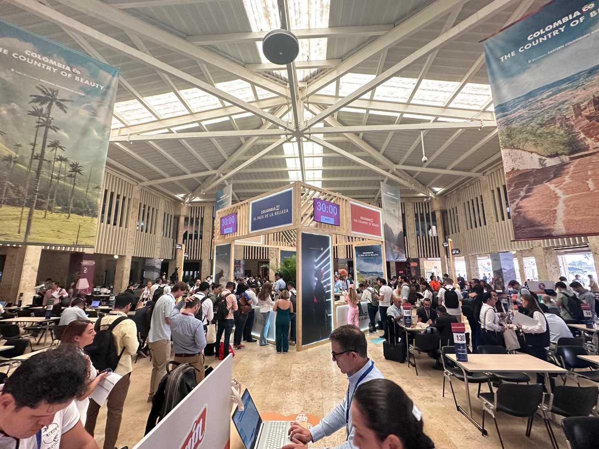 TheOrangeLabCo's tweet photo. ¡Listos para iniciar una jornada de networking y citas de negocio con compradores internacionales! #Macrorrueda100 @PROCOLOMBIACO https://t.co/s25iEzKMfP