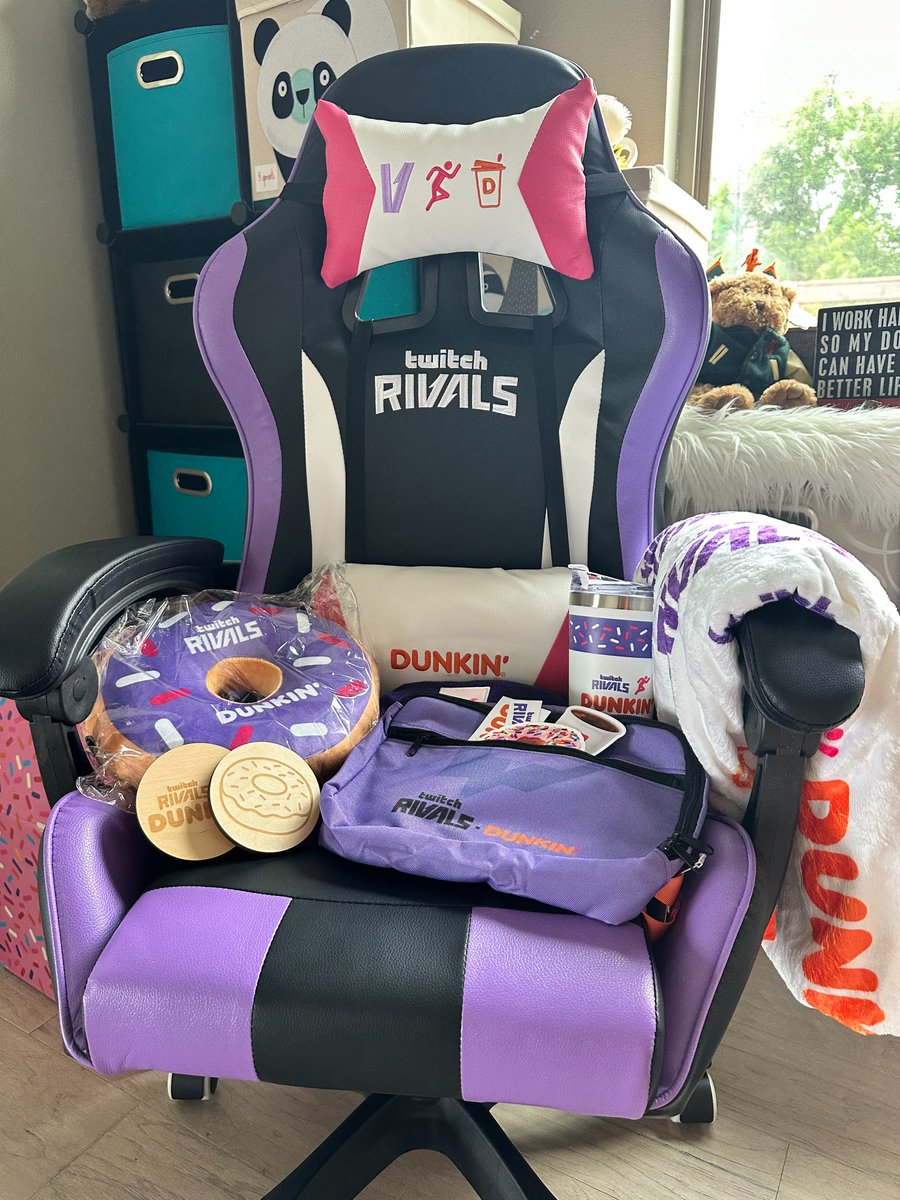 I got my <a href="/dunkindonuts/">Dunkin'</a> twitch rivals chair 🥰. <a href="/TwitchRivals/">Twitch Rivals</a> staff was amazing and threw in some extra swag because it took a bit to get to me.