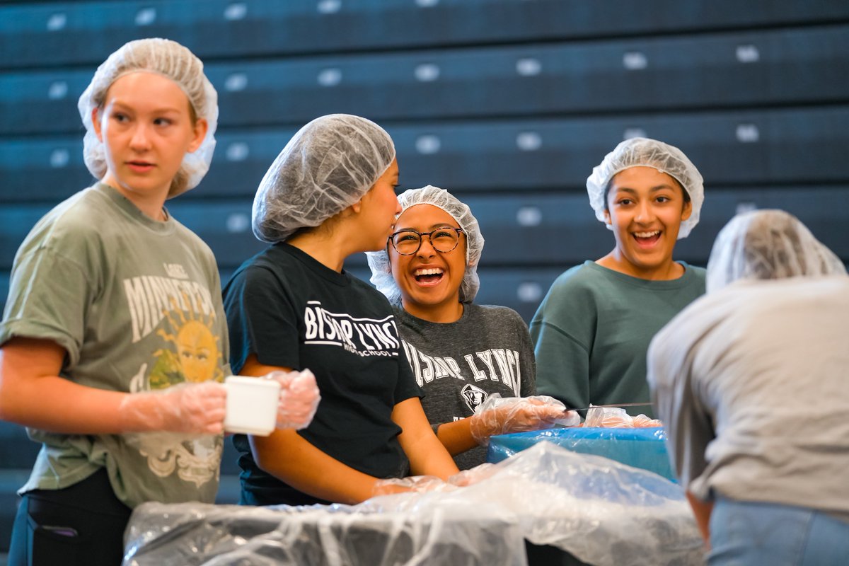 It's National Volunteer Week! Last year over 1.1 million volunteers came through our doors to hand-pack meals for kids around the world. We are deeply grateful for each one of you. 💙 The amazing impact of FMSC around the world would not be possible without you. #feedingkids