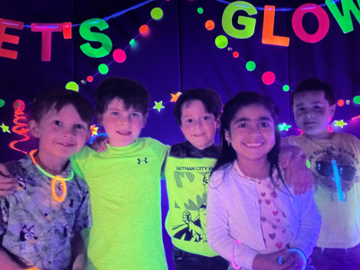EMSISD's tweet photo. Don't ever stop glowing, Hatley Elementary Falcons! 🌟 #LetItGlow #RiseUp #EMSproud https://t.co/TufOeyrM4o