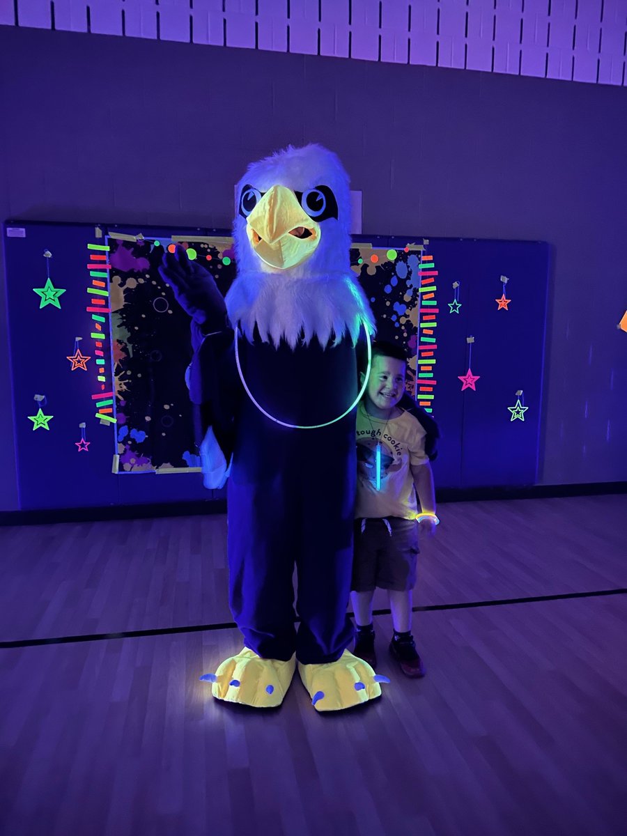 EMSISD's tweet photo. Don't ever stop glowing, Hatley Elementary Falcons! 🌟 #LetItGlow #RiseUp #EMSproud https://t.co/TufOeyrM4o