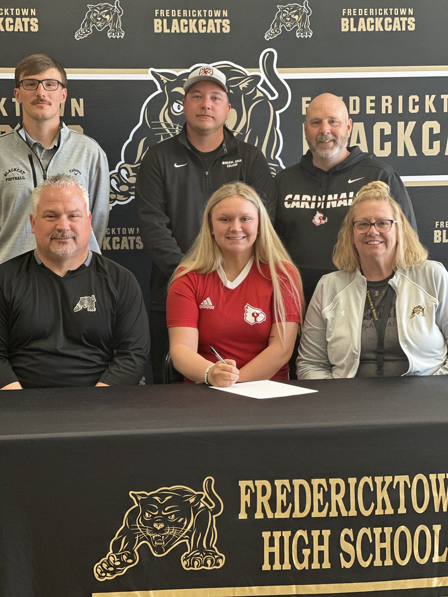Congratulations to Gabbie McFadden on signing with MAC soccer today!