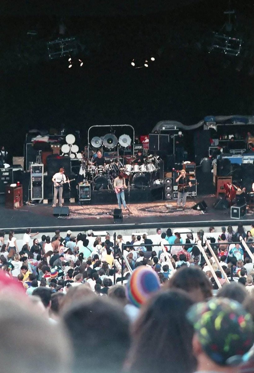 (4/22/88) Irvine Meadows Amphitheater, Irvine, CA. @GratefulDead (📸 John Murchison)