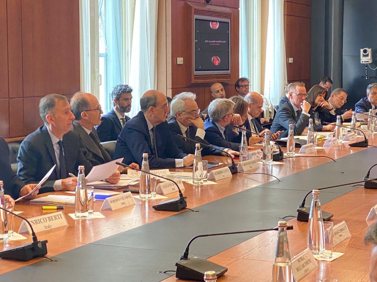 #Migration | The Steering Committee of the Rome Process held a meeting today at the #Farnesina. 🇮🇹 diplomacy at work on concrete actions to address the root causes of migratory flows and relaunch international cooperation in the fight against human trafficking.