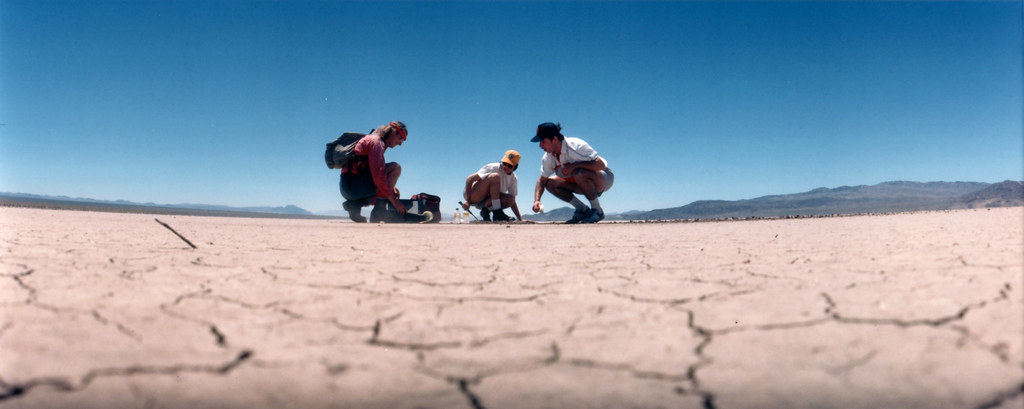 22 de abril #DiaMundialDeLaTierra 🌎. Desde el #SISSA remarcamos la importancia de tomar acción frente a la crisis climática 🌡️ y proporcionamos herramientas para fomentar las acciones de #adaptación y #mitigación. 🤝 Conoce más 👉 sissa.crc-sas.org/policy-briefs/ #ClimateAction #Sequía