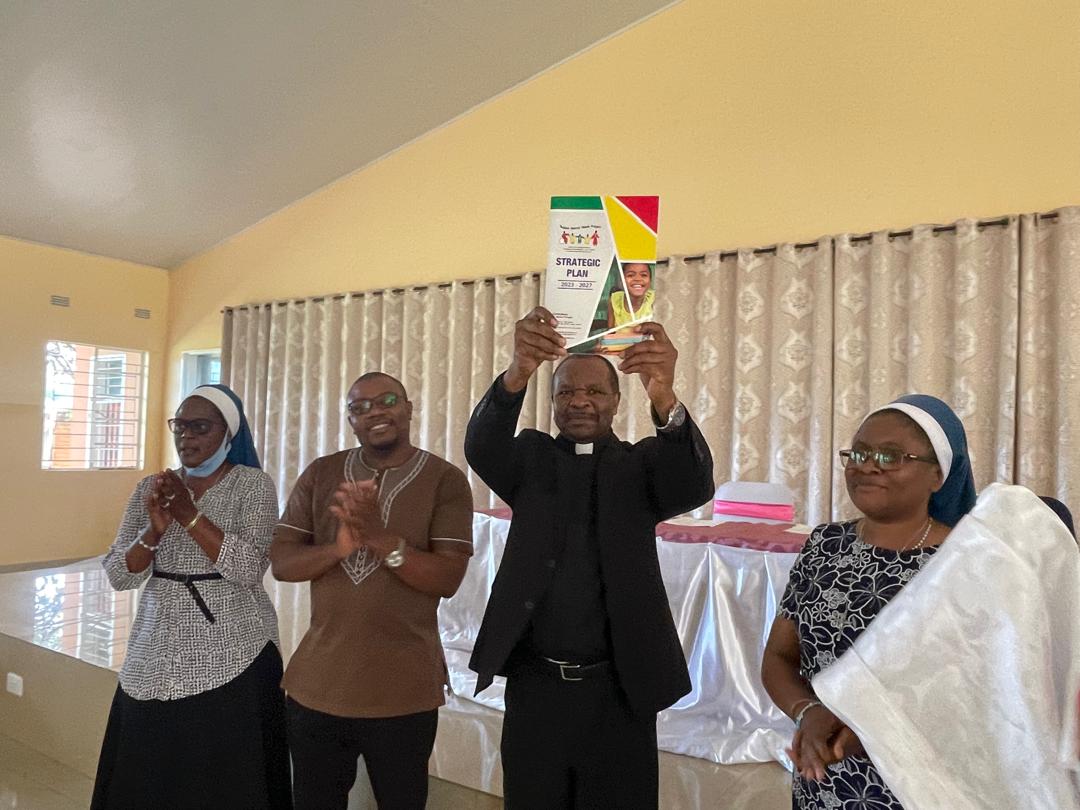 Congratulations to SSHJM Bauleni Special Needs Project in Zambia who launched their 2023-2027 Strategic Plan! This strategic plan is a testament to BSNP's commitment to the key thematic areas of SSHJM, which serve as guiding principles in our mission to create positive change.