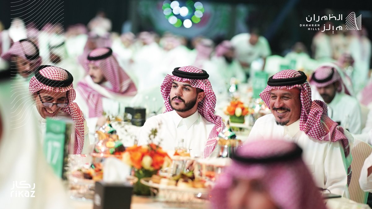#الظهران_هيلز يمنح فرص الظفر بأراضيه خلال ساعات معدودة.