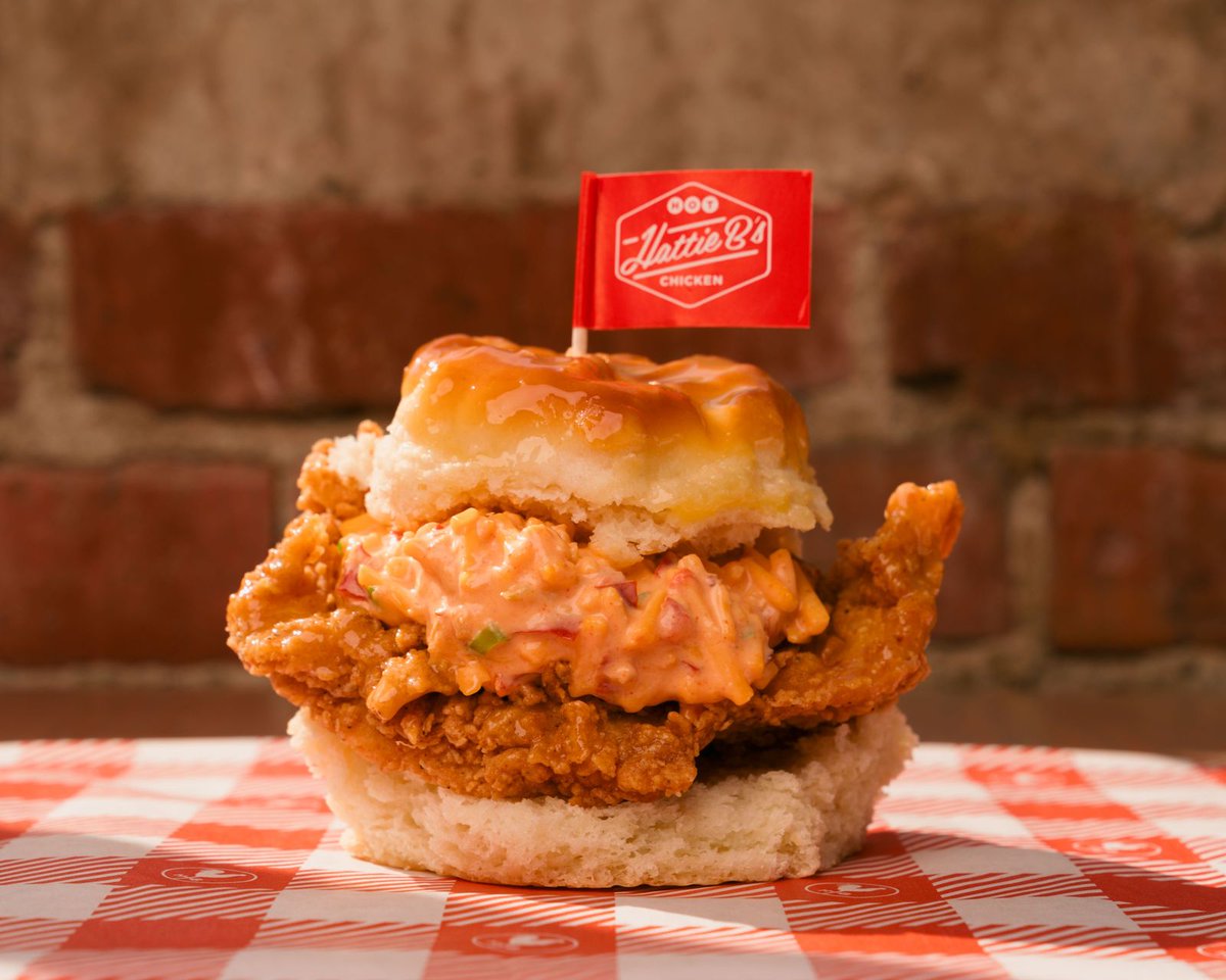 Early bird gets the hot chicken biscuit. Breakfast available at The Factory at Franklin 7 days a week.

M-F: 7-11
Sat + Sun: 7-2

#HattieBsBreakfast #FactoryAtFranklin
#FranklinTN