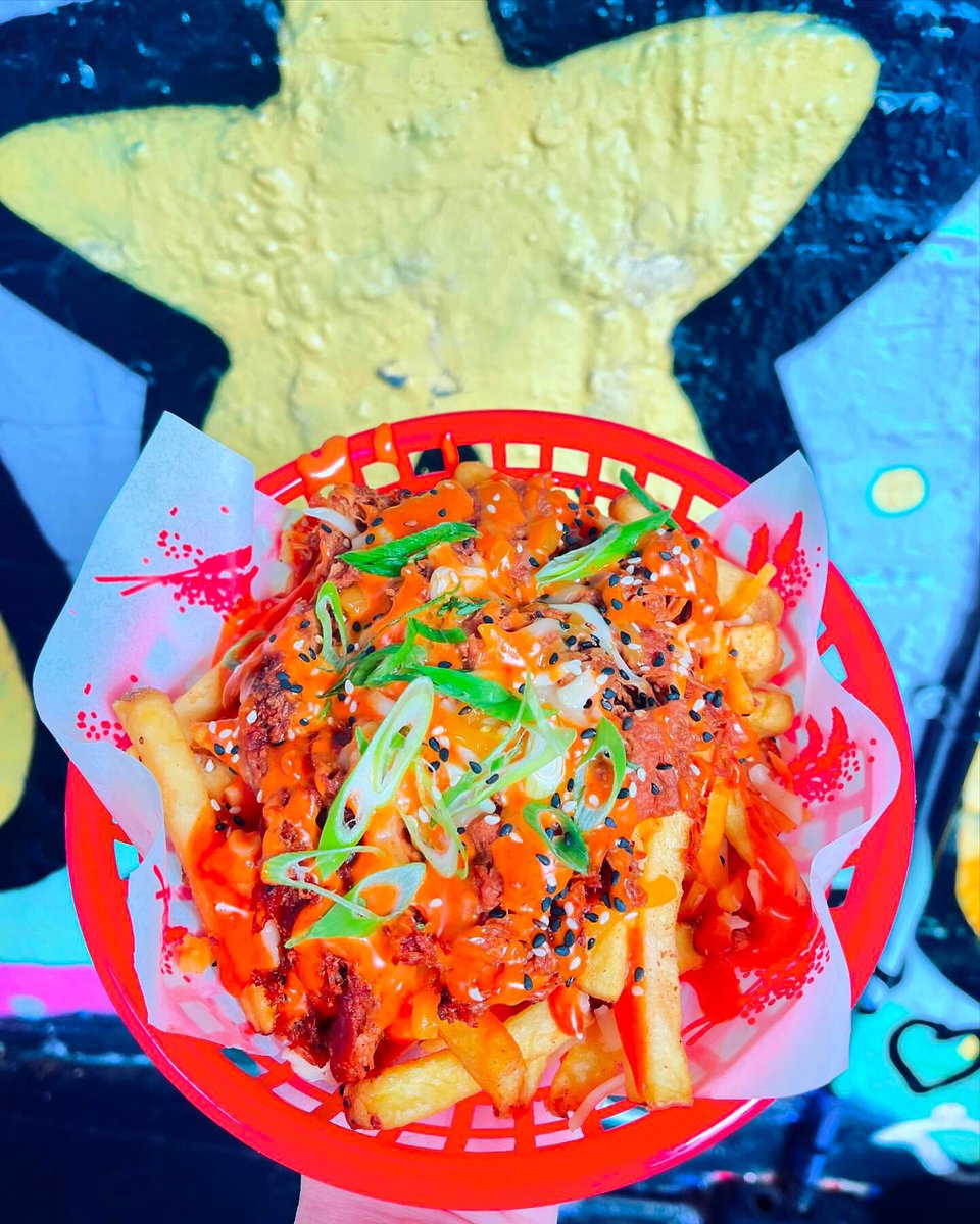 Get yourself to free food Tuesday tomorrow! This week: loaded pulled pork fries topped with cheese, spicy mayo, sesame seeds, spring onions - or - veggie sausage loaded fries with cheese and caramelised onion (vegan option available) Free when you spend £7 at the bar (7-9pm)