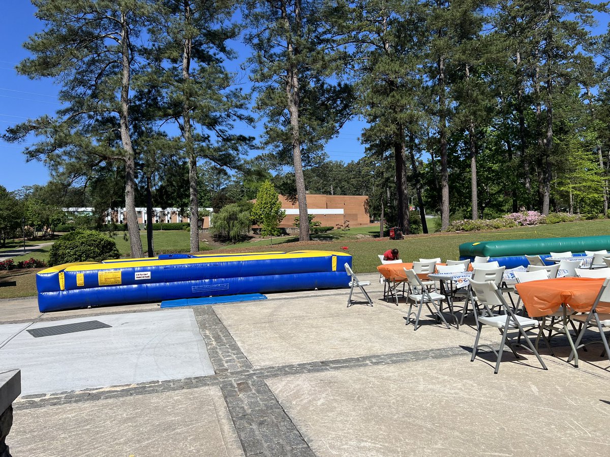 Campus Life tweet media