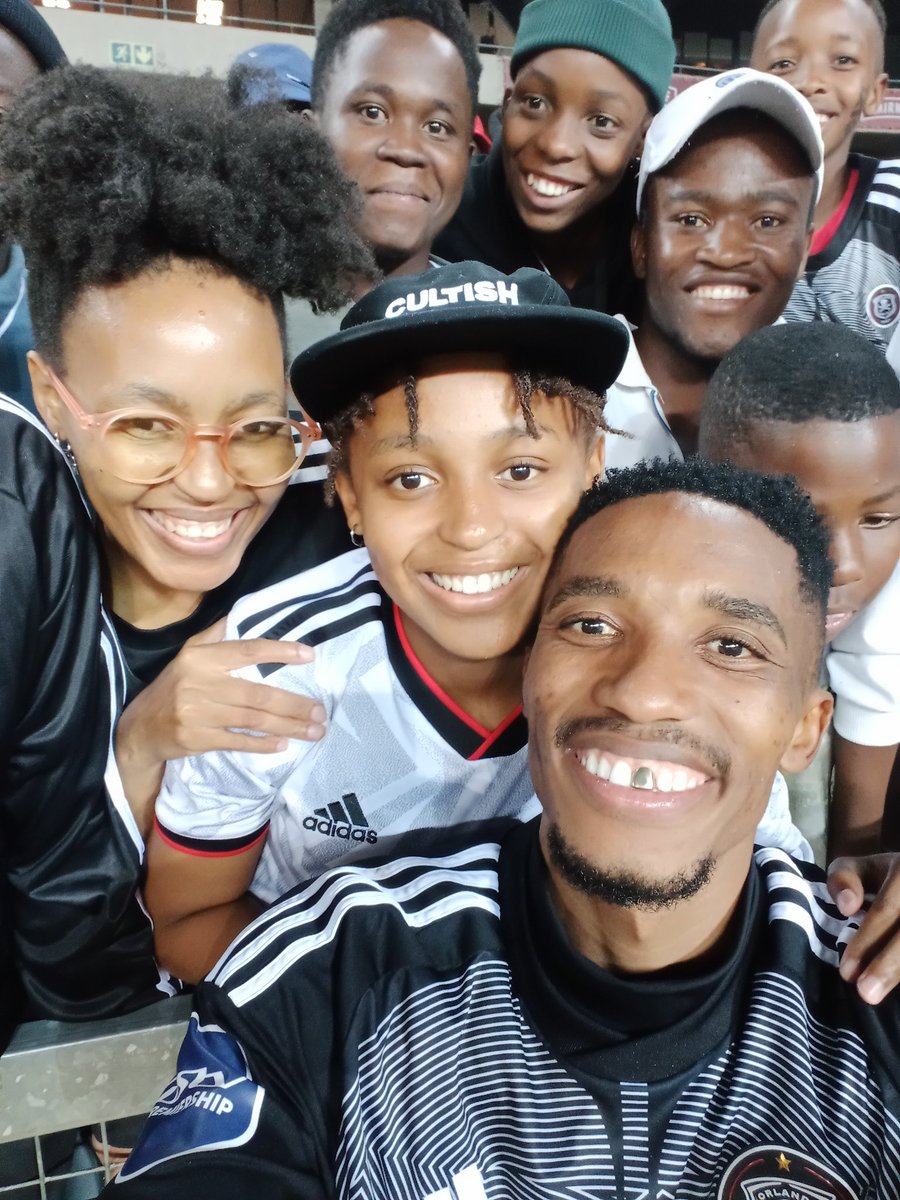 He's always so kind and humble, may he reach heights beyond his compression.
Mo Saleng!!!
☠️🖤🤍🖤☠️

PS. The gents behind are just adding so much good energy in our pic. 

#OnceAlways 
#OrlandoPirates 
#Esgodini