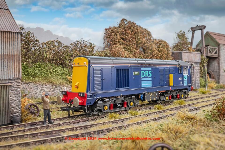 Bachmann OO Gauge Class 20/3s latest DRS batch now in stock kernowmodelrailcentre.com/c/1717/Bachman…