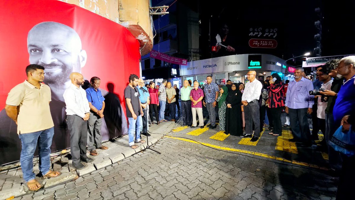 afarismaumoon's tweet photo. Sincere thanks to my brilliant campaign team, all volunteers, who worked so hard, day and night, giving up time from work and family. 
Thanks also to the professional help, PR team, designers and media.
Yes we hoped, even expected to win, no denying it. 
We are proud of what we achieved though, not just the number of votes, but more the hearts and minds we touched. 
A seed planted. 
Now, more than ever, I believe a better future can be achieved for this country Insha Allah.