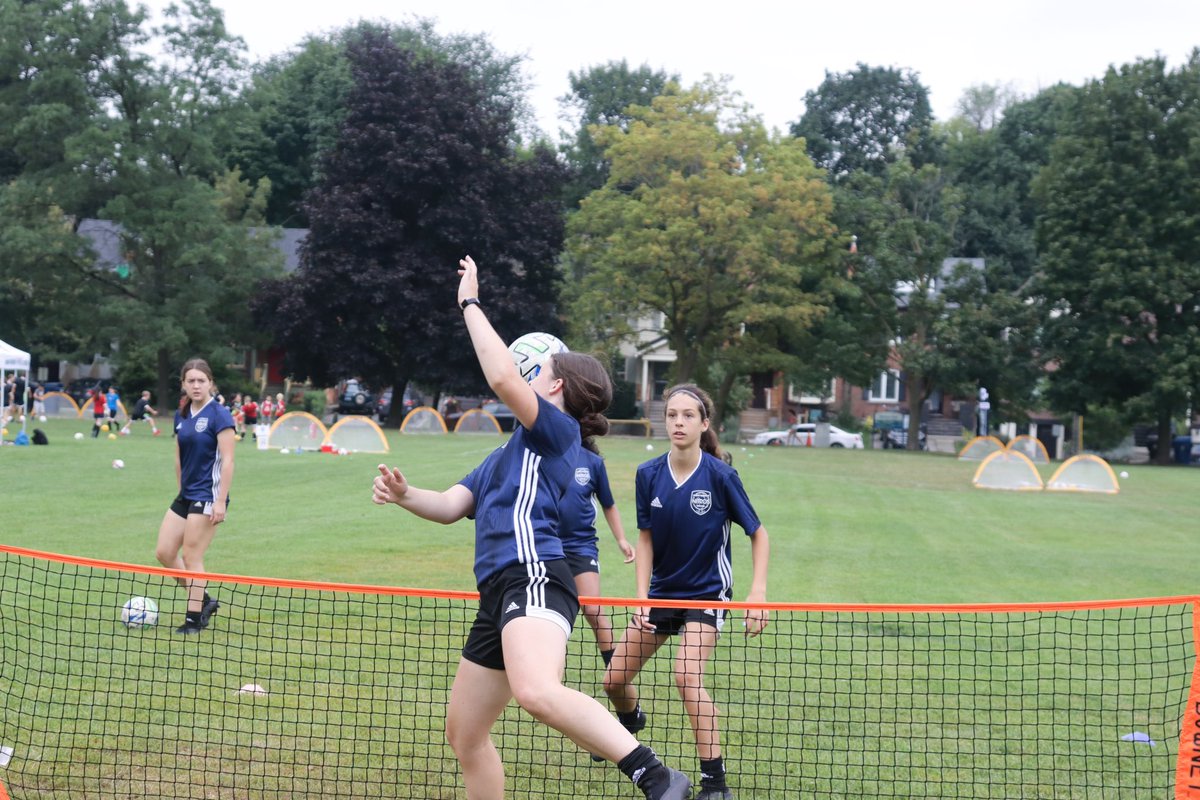 NT_SoccerClub's tweet photo. A look at one of our Girls squads last year playing some Soccer Tennis at Academy 🎾
How good are you at Soccer Tennis?
#SoccerTennis #TrainingFun #NTS #NorthTorontoSoccer #OntarioSoccer https://t.co/jl3yQDL07O