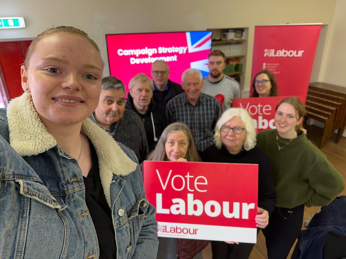 Our local Labour members out this week in Sleaford supporting @UKLabour Lincolnshire candidate for PCC Mike Horder. 

Lincolnshire deserves better and a great PCC like Mike.