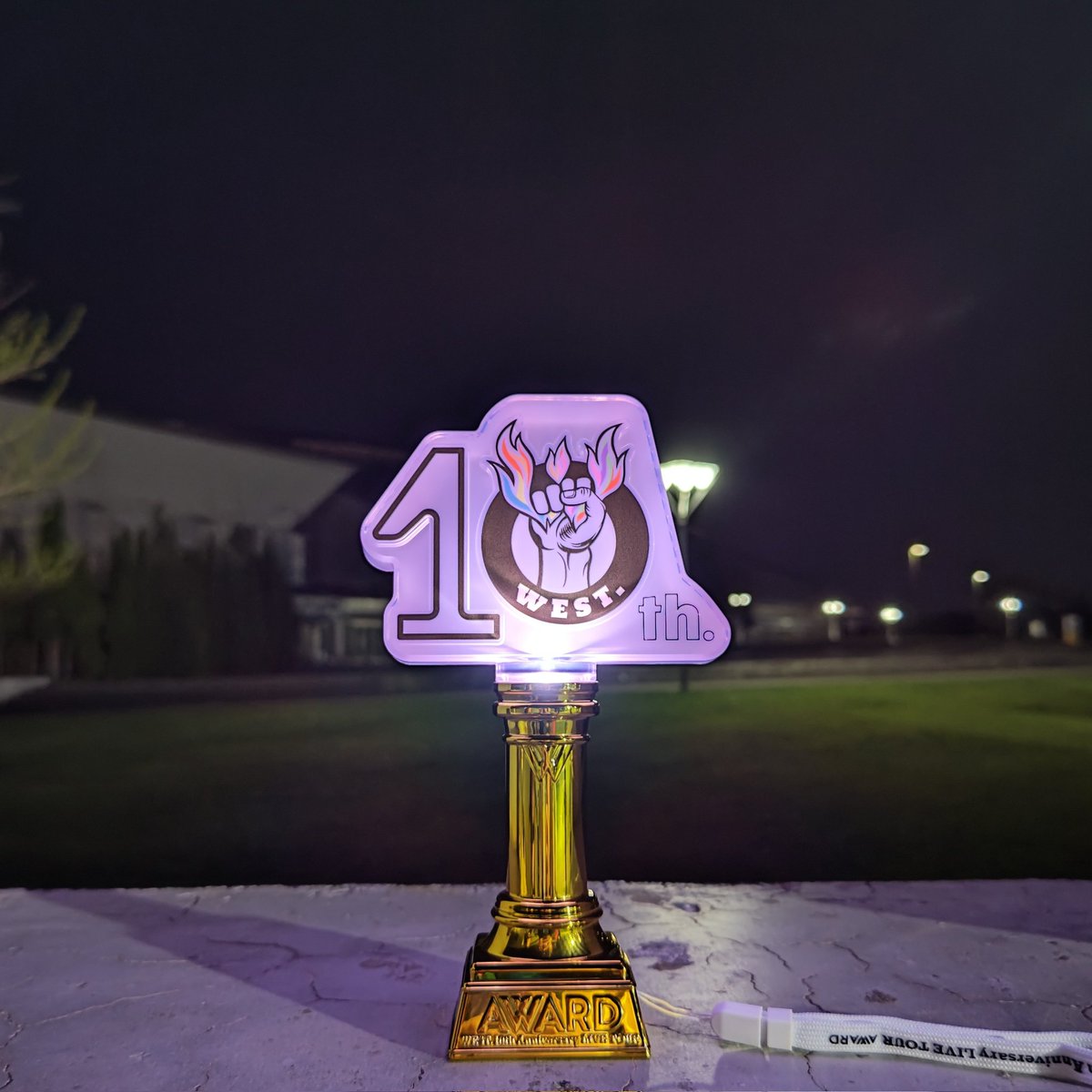 wa_____o0818's tweet photo. #WESTꓸ_10thAnniversary
 10周年おめでとうございます！㊗WESTらしい道を進んでいて、素敵なグループだなとAWARD行って改めて感じました！これからもたくさんの幸せと輝きが訪れますように！🌈✨
#WESTꓸ https://t.co/Pl5crmFIIZ