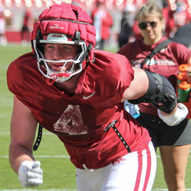 Arkansas is counting on DE transfer Anton Juncaj this season. Here's how the FCS All-American performed this spring, along with the expectations for him this season. #wps #arkansas #razorbacks (FREE): 247sports.com/college/arkans…