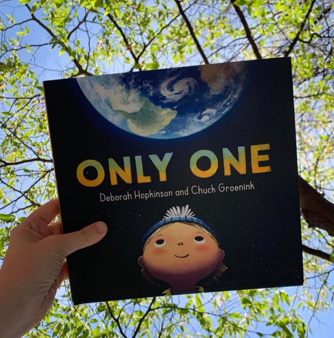 Happy #EarthDay! 🌎
We are highlighting ONLY ONE, one of our recommended reads for the 2024 TD Summer Reading Club. Written by <a href="/Deborahopkinson/">Deborah Hopkinson</a> and illustrated by @ChuckGroenink, ONLY ONE showcases the unique beauty of our one and only universe as well as our one and only Earth.
