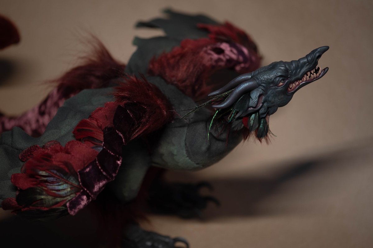 find me somewhere else 🦇🏳️‍⚧️🖤 tweet media