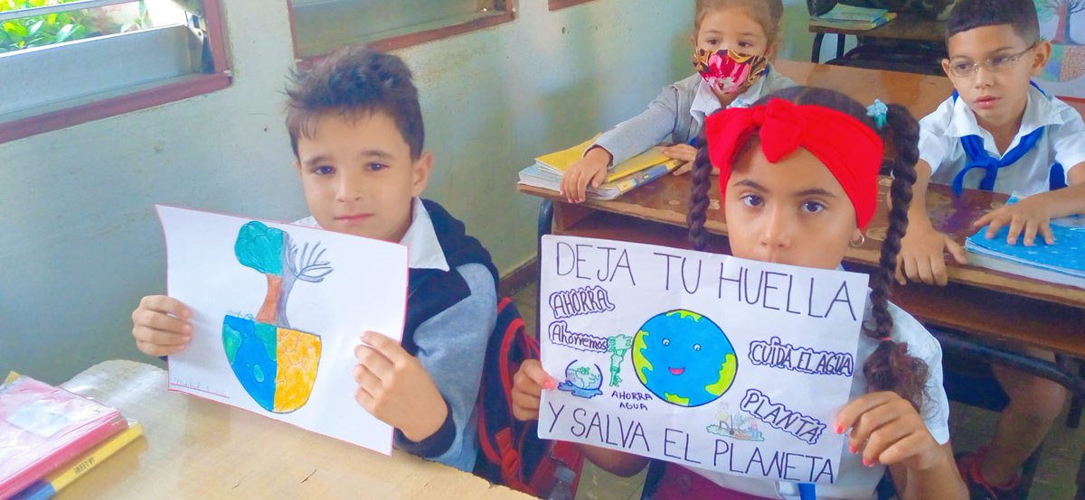 ep_vega's tweet photo. 22 de abril Día Mundial de la Tierra
Cuidar la vida en la Tierra
No es difícil de lograr,
Si todos nos damos cuenta
De que es nuestro gran hogar.
"Sueños de colores y alegrías"
#ArtemisaJuntosSomosMás #CubaMined https://t.co/KurbiU97Eh