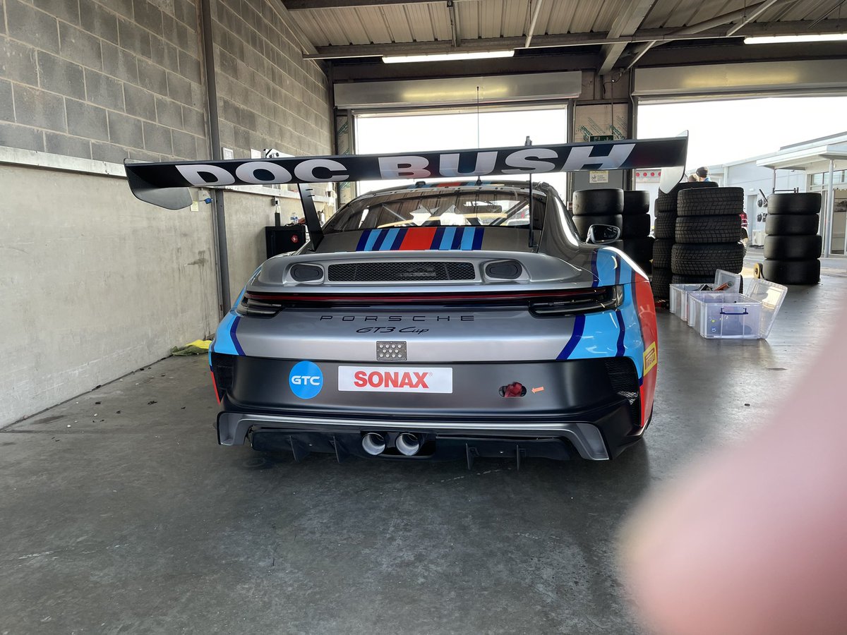 GT3 Cup car at Donington. Proper saucy 😈 Wrap it up I’ll take it….