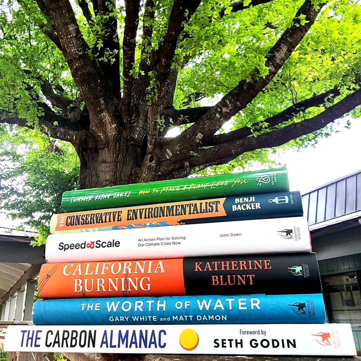 Happy Earth Day! 🌎 We’re reading these fantastic books to help us foster an understanding and appreciation for our planet. 🌱 Which ones are you adding to your TBR? 📚