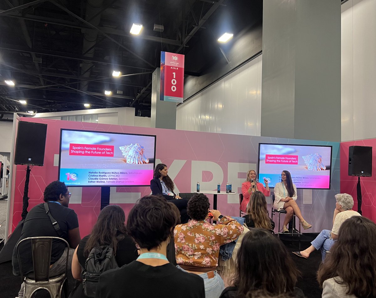 FemalestartupsL's tweet photo. 📍 @eMergeAmericas 2024 x Female Startup Leaders
Algunos momentos de nuestras intervenciones durante la #MiamitechWeek
Gracias a @ICEX_ y @redpuntoes por su apoyo y empuje 🙌🏽 https://t.co/hmuQyYpkWj