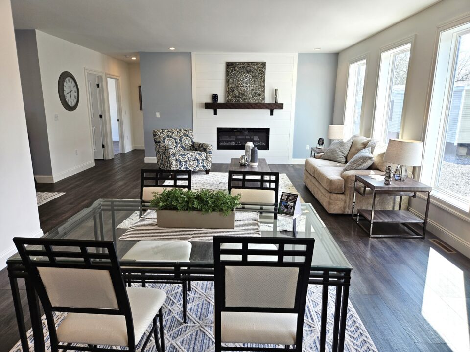 SMIhomes's tweet photo. #ModularMonday: We are soooo pleased to show you the beautiful Huntsville Innovation Series Modular Home! This home has it all!
https://t.co/7rj9rso9TR
Photos by Black's Home Sales - Duncanville https://t.co/WHmJPnkodx