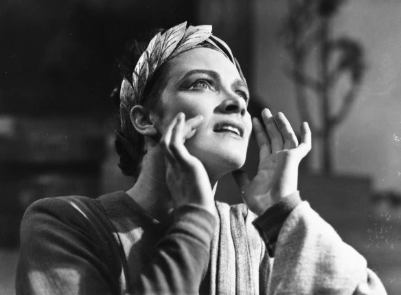 Blessed spirit: the great contralto Kathleen Ferrier (seen here as Gluck’s Orfeo) was born #OTD in 1912.