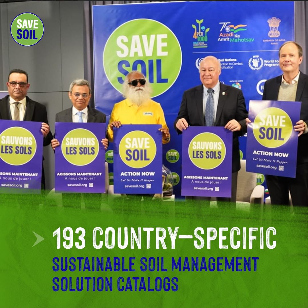 Vasanth76340706's tweet photo. Soil conservation knows no boundaries. Let's bridge the gaps and work together towards a common goal of regenerating soil health for a thriving planet. Write to your leadership https://t.co/fmWfJLCy77 #PolicyForSoil https://t.co/v4G4RoOTQE