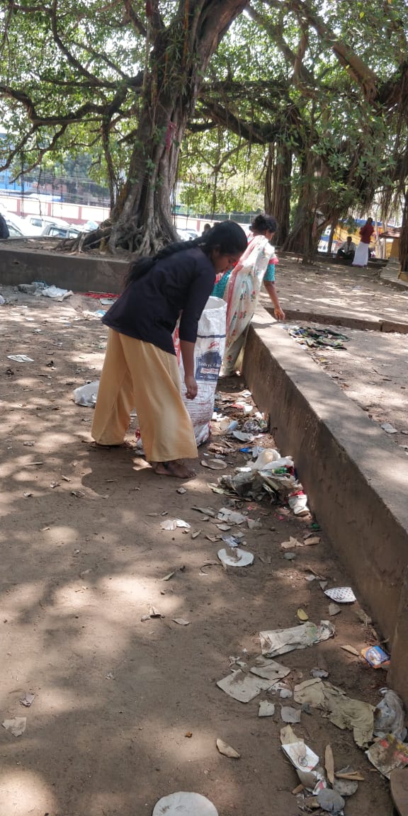 cpsavesoil's tweet photo. As part of this year’s theme of Earth Day 2024, “Planet vs Plastics,” volunteers collected plastic waste from various locations in their cities. Besides cleaning up plastic waste, this initiative also served as a platform to educate the people about the pressing issue of soil degradation and the urgent need for action as advocated by the Save Soil Movement.

#savesoil #planetvsplastics #policyforsoil
