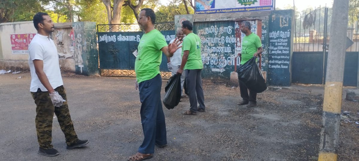 As part of this year’s theme of Earth Day 2024, “Planet vs Plastics,” volunteers collected plastic waste from various locations in their cities. Besides cleaning up plastic waste, this initiative also served as a platform to educate the people about the pressing issue of soil