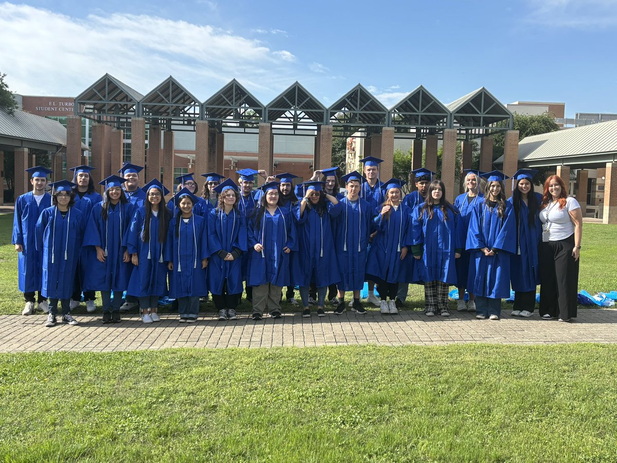 So this just happened…..our SHS ECHS Associate Degree candidates picked up their cap and gowns!! 
<a href="/SeguinHSTx/">Seguin High School</a> 
<a href="/SeguinISD/">Seguin ISD</a>