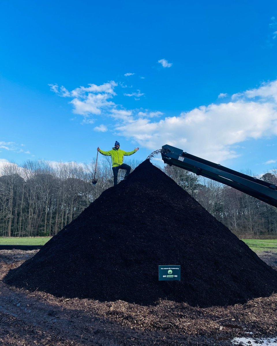 🌱Transforming food waste into treasure! A high-five to Ocean City's local restaurants and @go_green_oc for their Earth-loving work. This Earth Day, let's celebrate their commitment to composting and giving back to the planet! 🌎💚 #ocmd #SomewhereToSmileAbout 📷 Go Green OC