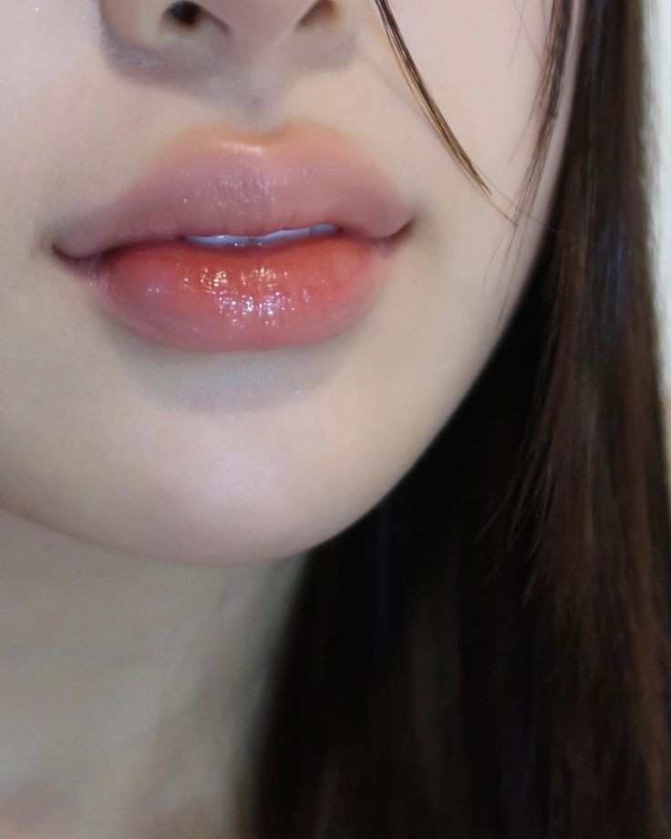 x4Maryam's tweet photo. my lips👀💋👄 https://t.co/mPOjj5MEga