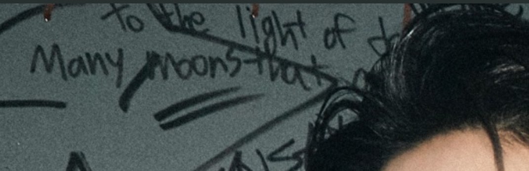 ‘I don’t know if I trust you but I wanna know everything you like’ ‘to the lights of…many moons’ ‘cut the sound cut the light’ ‘and we … chemistry… can’t deny’ ทรงนี้ เพลงมาแบบเซกซี่แน่เลยกีสสสสส 🫣🤭