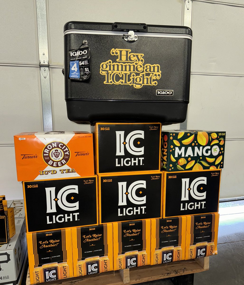 🚨Giveaway Time🚨 We teased it yesterday - we’ve got an AWESOME @iclightbeer @iglooproducts cooler up for grabs this week! To enter, just make sure you’re following us and tag one friend below - that’s it! Unlimited entries welcome! One lucky winner will be selected this Friday