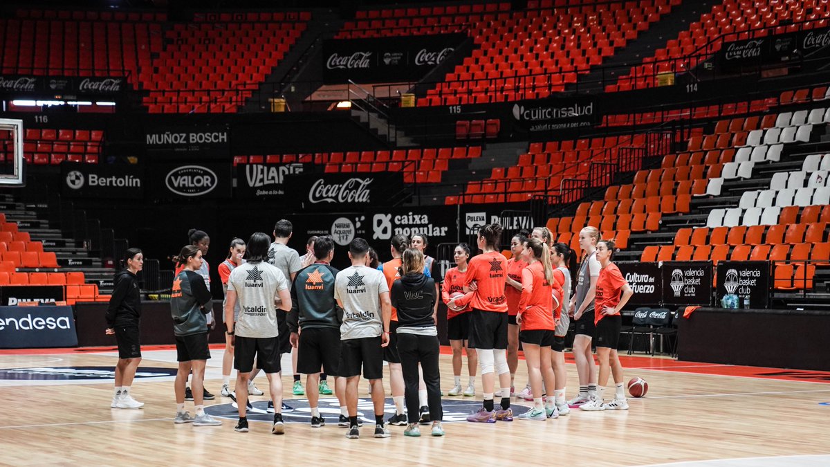 valenciabasket tweet picture