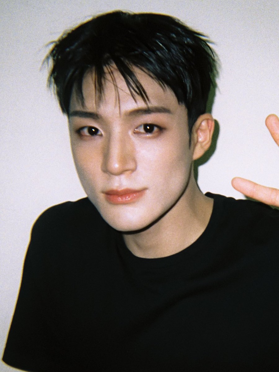 LJNFEED's tweet photo. happy birthday, ace. you are so destined for great things and we are more than excited to see you achieve every single one of it. may all the nicest things find their way to you. thank you for always. ♡

HAPPY BIRTHDAY JENO
#제노생일축하해_사랑행_후헹헹
#AcePrinceJENODay https://t.co/OGiMIVXXWH
