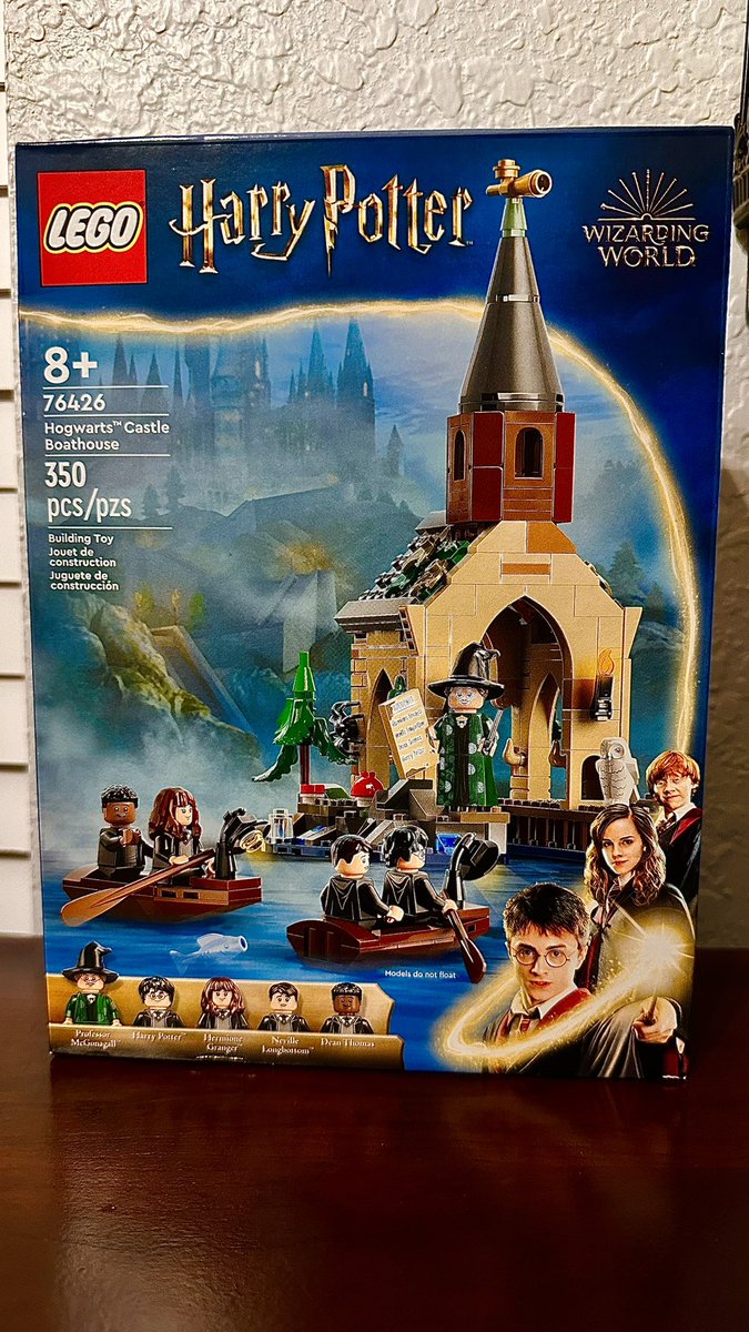 Lego Harry Potter 
[ 76426 ] 
Hogwarts Castle Boathouse 
PCS : 350 

#Lego #LegoHarryPotter #Hogwarts #HogwartsCastle #HogwartsCastleBoathouse #HarryPotter #Merchandise #Products #Collectibles #Toys #Boathouse #America #usa