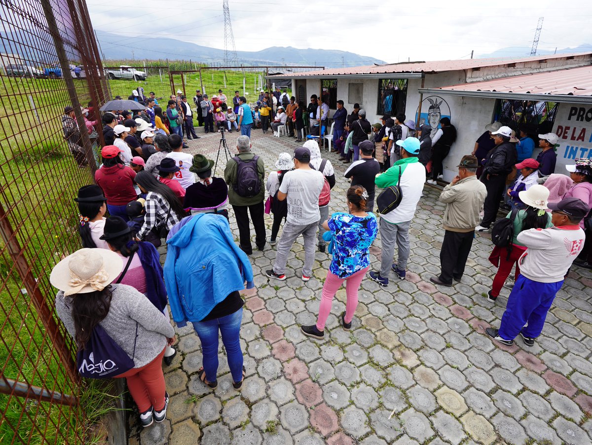 Vice_PyN's tweet photo. @GuatemalMarco Secretario de la #SGDPN participó en la Asamblea de la #UNORIC Unión de Organizaciones Indígenas de Cotopaxi Residentes en #Quito, donde se articularon varias acciones de capacitación para la postulación de proyectos de desarrollo.
#ElNuevoEcuador
#MushukEcuador https://t.co/wpu5VOfWmn