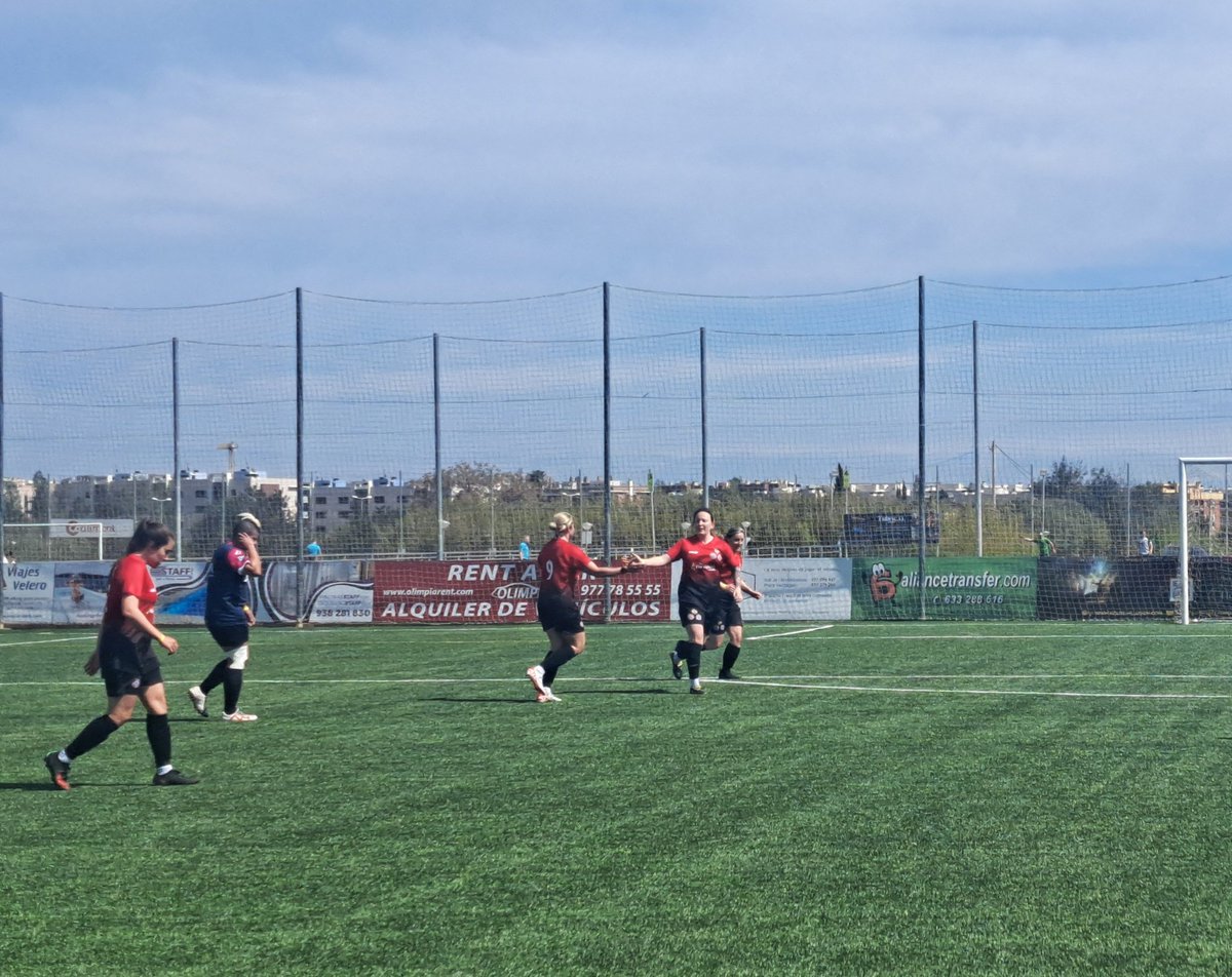Northumberland Fire & Rescue Service (@nlandfrs) on Twitter photo ⚽️Day 1: Game 2 Update⚽️
<a href="/NEFRSWomen/">NEFRS Women’s Football Team</a> 4 - 1 West Midlands Police
A physically fought game in warmer conditions, great team shape and a deserving 3 points.
<a href="/serveandprotect/">Serve & Protect</a> ⚽️Day 1: Game 2 Update⚽️
<a href="/NEFRSWomen/">NEFRS Women’s Football Team</a> 4 - 1 West Midlands Police
A physically fought game in warmer conditions, great team shape and a deserving 3 points.
<a href="/serveandprotect/">Serve & Protect</a>