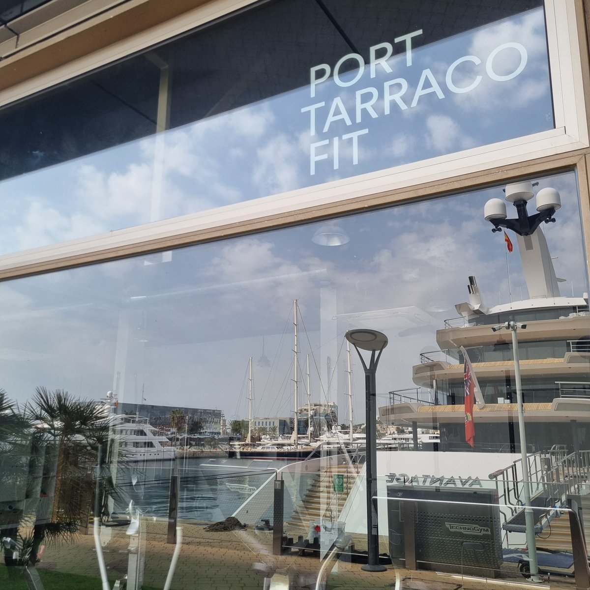 Port Tarraco Fit. Un gimnasio con vistas.
#porttarraco #tarragona #fitness #gimnasio #gym #entrenadorpersonal